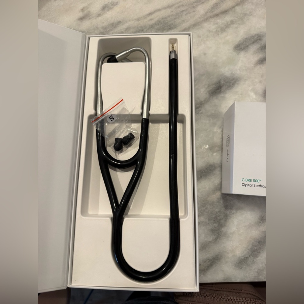 Eko Digital Stethoscope - Picture 2 of 3